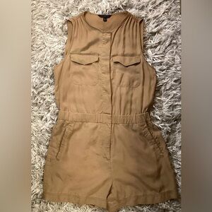 Banana Republic Size M Sleeveless Shorts Romper Excellent Condition. Minimalist